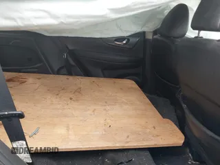 2015 Nissan Rogue SL z VIN 5N1AT2MVXFC853005, wystawiony jako IAAI lot #41480177 z przebiegiem Nie podano mil oraz . Historia ofert i sprzedaży dostępna na DreamBid. Obrazek 8.