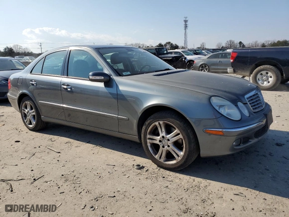 2006 Mercedes-Benz E-Class 3.5L with VIN WDBUF87J06X207533, listed as a Copart auction lot 43109235 with 220,937 mi miles and Clean Title. Bid and sale history available at carsss.com. Image 4.