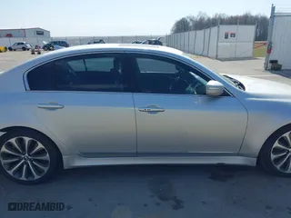 2013 Hyundai Genesis 5.0L R-Spec with VIN KMHGC4DH1DU233537, listed as a IAAI auction lot 41796310 with 170,220 mi miles. Bid and sale history available at carsss.com. Image 13.