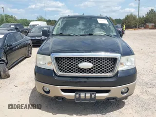 2007 Ford F-150 XLT z VIN 1FTPW14V57KC71269, wystawiony jako IAAI lot #42079510 z przebiegiem 191 747 mil mil oraz . Historia ofert i sprzedaży dostępna na DreamBid. Obrazek 12.