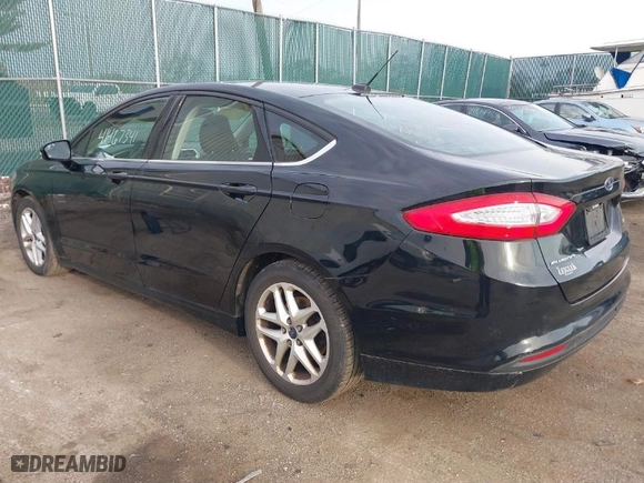 2016 Ford Fusion SE with VIN 3FA6P0H77GR116870, listed as a IAAI auction lot 41816973 with 105,000 mi miles. Bid and sale history available at carsss.com. Image 3.