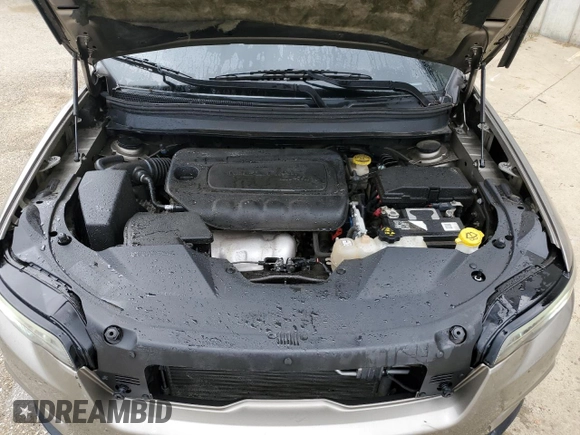 2019 Jeep Cherokee Latitude with VIN 1C4PJLCB7KD340364, listed as a Copart auction lot 53563165 with 103,175 mi miles and Clean title. Bid and sale history available at DreamBid. Image 12.