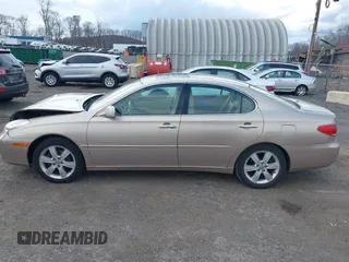2005 Lexus ES 330 with VIN JTHBA30G255073920, listed as a IAAI auction lot 41886960 with 118,848 mi miles. Bid and sale history available at carsss.com. Image 14.
