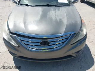 2014 Hyundai Sonata SE with VIN 5NPEC4AC0EH825494, listed as a IAAI auction lot 41848350 with 178,411 mi miles. Bid and sale history available at carsss.com. Image 18.