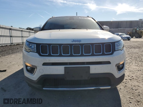2018 Jeep Compass Limited with VIN 3C4NJDCB4JT288083, listed as a Copart auction lot 45876825 with 89,812 mi miles and Clean Title. Bid and sale history available at DreamBid. Image 5.