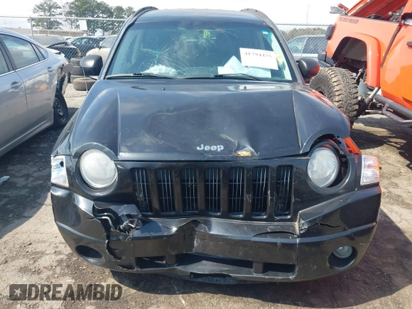 2008 Jeep Compass Sport with VIN 1J8FT47W68D711699, listed as a IAAI auction lot 41794475 with 182,700 mi miles. Bid and sale history available at carsss.com. Image 6.