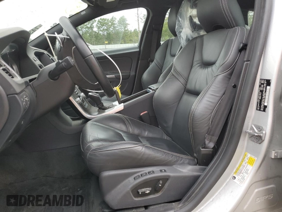 2015 Volvo V60 T5 Drive-E Premier with VIN YV140MEK1F1217329, listed as a Copart auction lot 74323754 with 82,443 mi miles and Salvage Title. Bid and sale history available at carsss.com. Image 7.