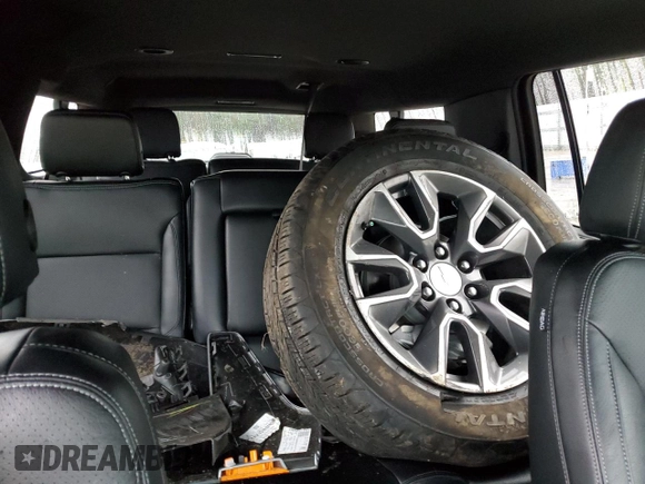 2024 Chevrolet Suburban LS with VIN 1GNSCBKD4RR220754, listed as a Copart auction lot 85854184 with 8,580 mi miles and Salvage Title. Bid and sale history available at DreamBid. Image 10.