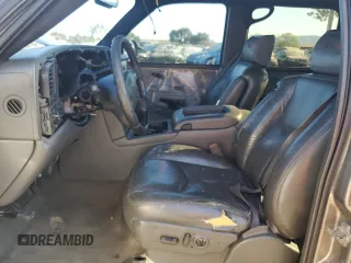 2007 GMC Sierra 1500HD SLE z VIN 1GTGC13U07F102660, wystawiony jako Copart lot #74766114 z przebiegiem Nie podano mil oraz Szkody całkowita. Historia ofert i sprzedaży dostępna na DreamBid. Obrazek 7.
