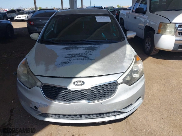 2016 Kia Forte EX with VIN KNAFX4A8XG5598156, listed as a IAAI auction lot 41980015 with 114,672 mi miles. Bid and sale history available at carsss.com. Image 11.