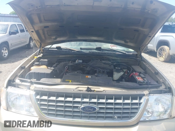 2002 Ford Explorer XLT z VIN 1FMDU73E92ZA71729, wystawiony jako IAAI lot #42620817 z przebiegiem Nie podano mil oraz . Historia ofert i sprzedaży dostępna na DreamBid. Obrazek 10.
