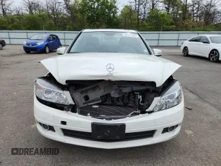 2010 Mercedes-Benz C 300 Sport z VIN WDDGF8BB6AR090008, wystawiony jako Copart lot #58347985 z przebiegiem 30 759 mil mil oraz Szkoda całkowita • Salvage title. Historia ofert i sprzedaży dostępna na DreamBid. Obrazek 5.