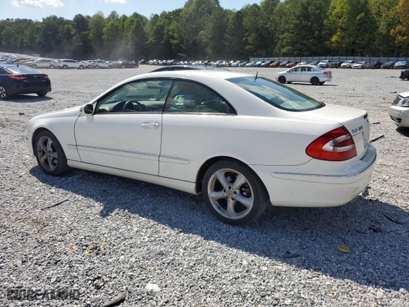 2004 Mercedes-Benz CLK-Class 3.2L with VIN WDBTJ65J64F069663, listed as a Copart auction lot 72249994 with 136,091 mi miles and Salvage Title. Bid and sale history available at carsss.com. Image 2.
