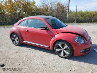 2012 Volkswagen Beetle 2.0T Turbo PZEV with VIN 3VWVA7AT5CM645469, listed as a Copart auction lot 78313174 with 136,859 mi miles and Salvage Title. Bid and sale history available at carsss.com. Image 4.