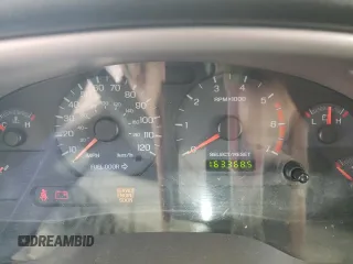 2003 Ford Mustang Deluxe z VIN 1FAFP44483F400695, wystawiony jako Copart lot #53449245 z przebiegiem 163 368 mil mil oraz Szkoda całkowita • Salvage title. Historia ofert i sprzedaży dostępna na DreamBid. Obrazek 9.