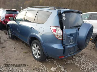 2010 Toyota RAV4 Limited z VIN 2T3DF4DVXAW046218, wystawiony jako IAAI lot #41973168 z przebiegiem 139 085 mil mil oraz . Historia ofert i sprzedaży dostępna na DreamBid. Obrazek 3.