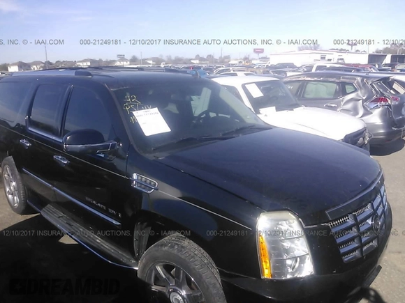 2008 Cadillac Escalade ESV with VIN 1GYFK66808R258234, listed as a IAAI auction lot 21249181 with 1 mi miles. Bid and sale history available at carsss.com. Image 6.