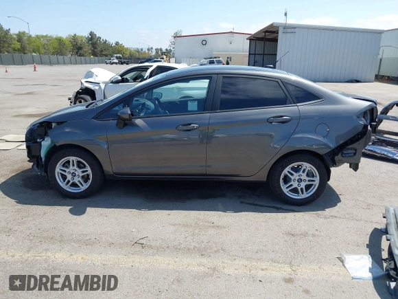 2017 Ford Fiesta SE с VIN 3FADP4BJ9HM125975, выставлен на аукционе IAAI как лот 42174562 с пробегом 55 661 миль миль и . История ставок и продаж доступна на DreamBid. Изображение 15.