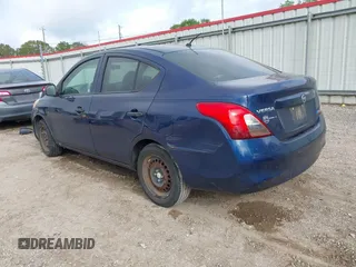 2014 Nissan Versa SV with VIN 3N1CN7AP6EL852207, listed as a IAAI auction lot 41861717 with 143,826 mi miles and . Bid and sale history available at carsss.com. Image 3.