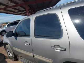 2007 GMC Yukon SLT with VIN 1GKFC13J67J111074, listed as a IAAI auction lot 41459309 with 212,753 mi miles. Bid and sale history available at carsss.com. Image 14.