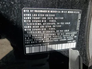 2023 Volkswagen Tiguan SE z VIN 3VV3B7AX9PM134218, wystawiony jako Copart lot #54731705 z przebiegiem 9 460 mil mil oraz Szkoda całkowita • Salvage title. Historia ofert i sprzedaży dostępna na DreamBid. Obrazek 13.