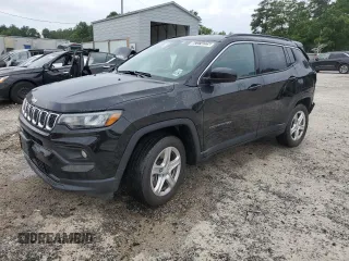 2024 Jeep Compass Latitude with VIN 3C4NJDBN4RT607103, listed as a Copart auction lot 62374225 with 30,566 mi miles and Clean title. Bid and sale history available at DreamBid. Image 1.