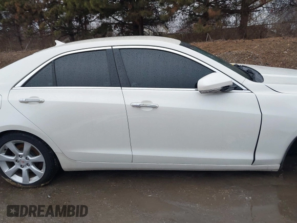 2013 Cadillac ATS Performance z VIN 1G6AJ5S38D0145690, wystawiony jako IAAI lot #41517865 z przebiegiem 136 606 mil mil oraz . Historia ofert i sprzedaży dostępna na DreamBid. Obrazek 14.