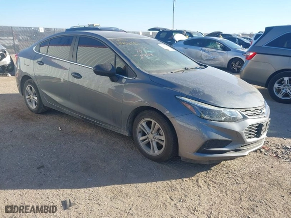 2018 Chevrolet Cruze LT with VIN 1G1BE5SM0J7162204, listed as a IAAI auction lot 41406190 with 124,152 mi miles. Bid and sale history available at carsss.com. Image 1.