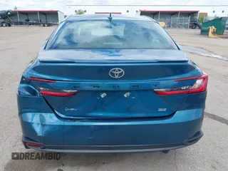 2025 Toyota Camry LE z VIN 4T1DAACK4SU518573, wystawiony jako IAAI lot #42368770 z przebiegiem 30 727 mil mil oraz . Historia ofert i sprzedaży dostępna na DreamBid. Obrazek 16.
