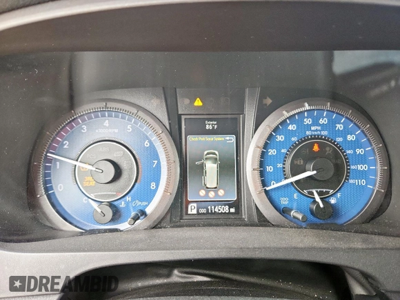 2015 Toyota Sienna XLE with VIN 5TDYK3DC4FS617099, listed as a Copart auction lot 61128025 with 114,508 mi miles and Salvage title. Bid and sale history available at DreamBid. Image 9.