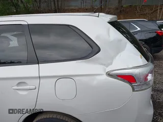 2014 Mitsubishi Outlander SE z VIN JA4AD3A37EZ015188, wystawiony jako IAAI lot #42281043 z przebiegiem 116 876 mil mil oraz . Historia ofert i sprzedaży dostępna na DreamBid. Obrazek 6.