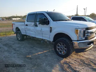 2019 Ford F-250 XL with VIN 1FT7W2B63KEE34610, listed as a IAAI auction lot 41698516 with 118,110 mi miles and . Bid and sale history available at DreamBid. Image 1.