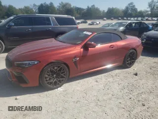 2020 BMW M8 Competition z VIN WBSDZ0C01LCD64106, wystawiony jako Copart lot #75047574 z przebiegiem 39 374 mil mil oraz Szkody całkowita. Historia ofert i sprzedaży dostępna na DreamBid. Obrazek 1.