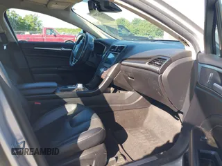 2019 Ford Fusion Titanium with VIN 3FA6P0RUXKR141565, listed as a IAAI auction lot 42323999 with 206,397 mi miles and . Bid and sale history available at DreamBid. Image 5.