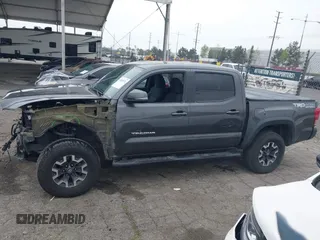 2017 Toyota Tacoma SR5 with VIN 3TMCZ5ANXHM100545, listed as a IAAI auction lot 41885721 with 108,565 mi miles. Bid and sale history available at carsss.com. Image 15.