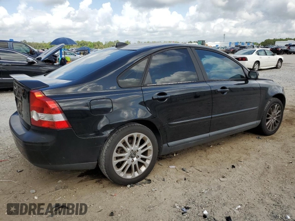 2006 Volvo S40 2.4L with VIN YV1MS382962173722, listed as a Copart auction lot 52485525 with 217,787 mi miles and Salvage Title. Bid and sale history available at carsss.com. Image 3.