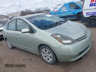 2008 Toyota Prius with VIN JTDKB20U383360732, listed as a IAAI auction lot 42097354 with 260,220 mi miles. Bid and sale history available at carsss.com. Image 1.