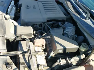 2015 Toyota Camry XSE z VIN 4T1BK1FK2FU559208, wystawiony jako IAAI lot #43346979 z przebiegiem 115 033 mil mil oraz . Historia ofert i sprzedaży dostępna na DreamBid. Obrazek 19.