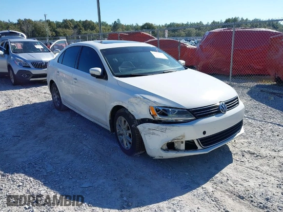 2013 Volkswagen Jetta SE with VIN 3VWDX7AJ0DM397061, listed as a IAAI auction lot 41237703 with 114,704 mi miles and . Bid and sale history available at DreamBid. Image 1.