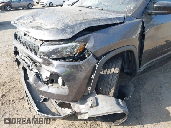 2022 Jeep Compass Latitude с VIN 3C4NJDBB6NT227843, выставлен на аукционе IAAI как лот 41207967 с пробегом 49 248 миль миль и . История ставок и продаж доступна на DreamBid. Изображение 6.