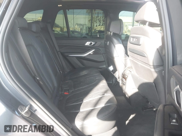 2022 BMW X5 M50i with VIN 5UXJU4C01N9J87147, listed as a IAAI auction lot 41215795 with 47,768 mi miles. Bid and sale history available at carsss.com. Image 8.
