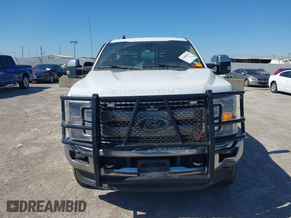 2019 Ford F-250 XL z VIN 1FT7W2B67KEE21553, wystawiony jako IAAI lot #41850136 z przebiegiem 157 012 mil mil oraz . Historia ofert i sprzedaży dostępna na DreamBid. Obrazek 12.