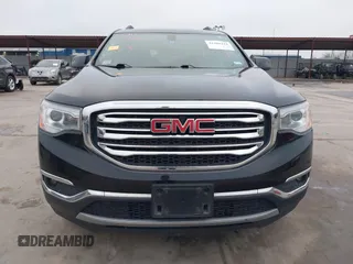 2017 GMC Acadia SLE z VIN 1GKKNLLS5HZ197929, wystawiony jako IAAI lot #41486418 z przebiegiem 132 536 mil mil oraz . Historia ofert i sprzedaży dostępna na DreamBid. Obrazek 13.