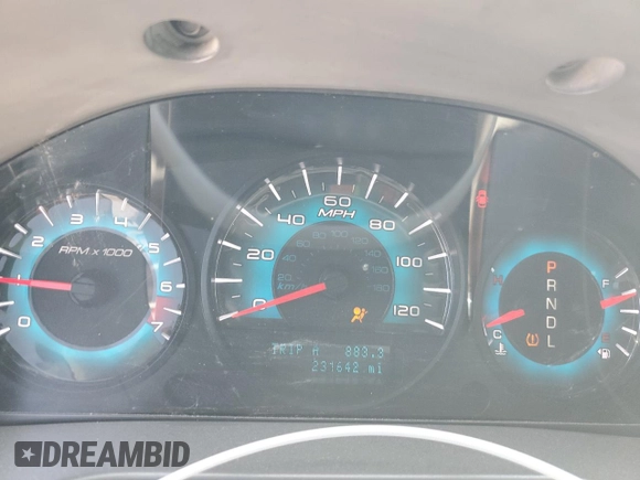 2010 Ford Fusion SE z VIN 3FAHP0HA7AR287260, wystawiony jako Copart lot #59298685 z przebiegiem 231 642 mil mil oraz Szkoda całkowita • Salvage title. Historia ofert i sprzedaży dostępna na DreamBid. Obrazek 9.