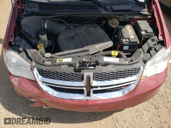 2015 Dodge Grand Caravan SE with VIN 2C4RDGBG2FR613184, listed as a Copart auction lot 67111284 with 249,959 mi miles and Salvage Title. Bid and sale history available at DreamBid. Image 12.