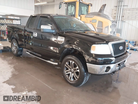 2006 Ford F-150 XLT with VIN 1FTPX14V16FB75966, listed as a IAAI auction lot 41390775 with 217,330 mi miles. Bid and sale history available at carsss.com. Image 1.