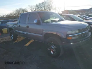 2001 Chevrolet Silverado 1500HD LS with VIN 1GCGC13U71F149241, listed as a IAAI auction lot 41453794 with 281,382 mi miles and . Bid and sale history available at DreamBid. Image 1.