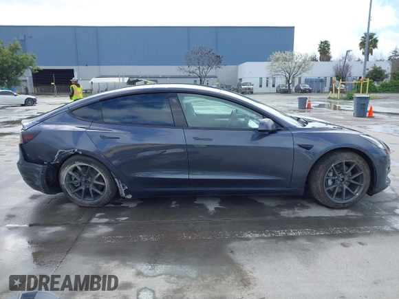 2022 Tesla Model 3 Long Range with VIN 5YJ3E1EB0NF259904, listed as a IAAI auction lot 41826642 with 42,272 mi miles and . Bid and sale history available at DreamBid. Image 13.