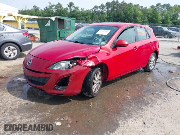 2013 Mazda 3 i Touring z VIN JM1BL1LP9D1813240, wystawiony jako IAAI lot #42405052 z przebiegiem 153 349 mil mil oraz . Historia ofert i sprzedaży dostępna na DreamBid. Obrazek 17.