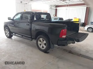 2012 Ram 1500 Express z VIN 1C6RD7KT9CS172524, wystawiony jako IAAI lot #41909767 z przebiegiem 173 249 mil mil oraz . Historia ofert i sprzedaży dostępna na DreamBid. Obrazek 3.